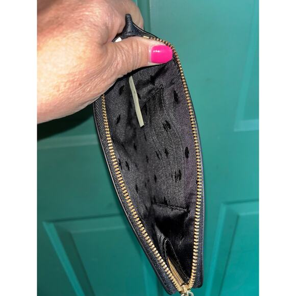Kate Spade black leather wristlet excellent w - Picture 6 of 9